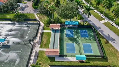 9914 Harbour Lake Circle Boynton Beach FL 33437