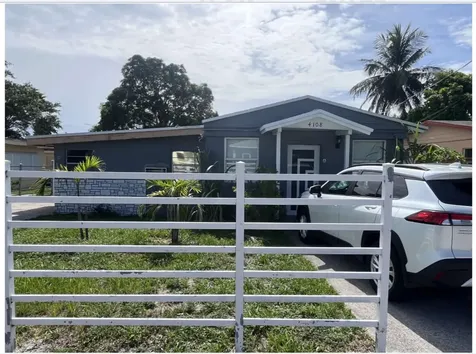 4108 Greenwood Avenue West Palm Beach FL 33407