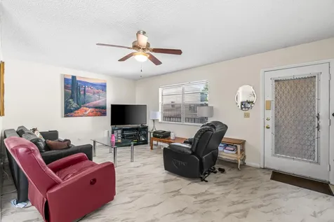 184 Flanders D Delray Beach FL 33484