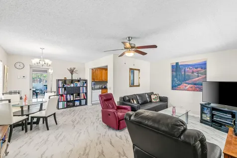 184 Flanders D Delray Beach FL 33484