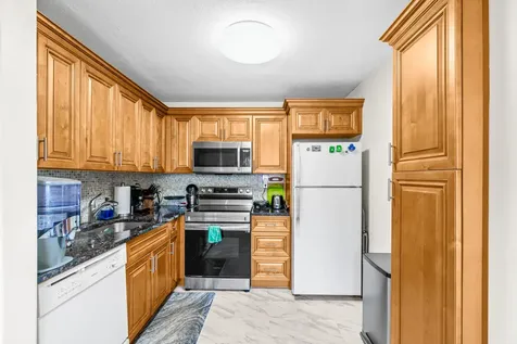 184 Flanders D Delray Beach FL 33484