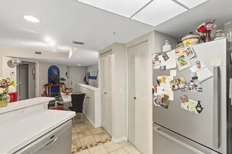 4187 N Haverhill Road West Palm Beach FL 33417