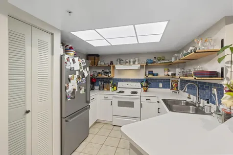 4187 N Haverhill Road West Palm Beach FL 33417
