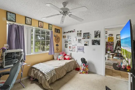 4187 N Haverhill Road West Palm Beach FL 33417