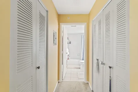 4187 N Haverhill Road West Palm Beach FL 33417