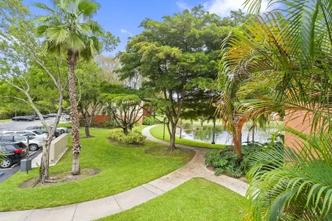 4187 N Haverhill Road West Palm Beach FL 33417