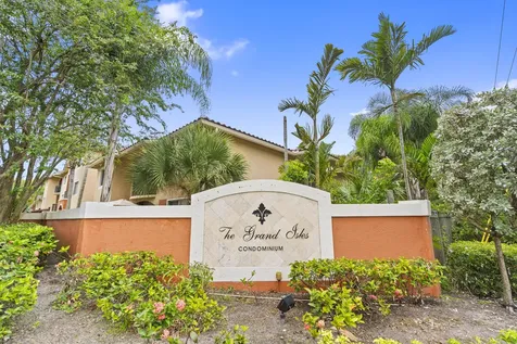 4187 N Haverhill Road West Palm Beach FL 33417