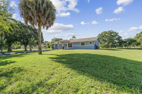18682 49th Street Loxahatchee FL 33470