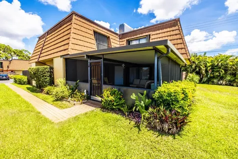 4150 Turnberry Circle Lake Worth FL 33467