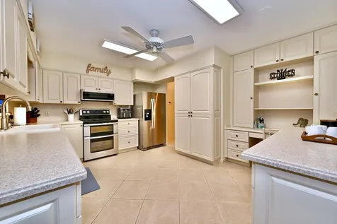 129 Alhambra Place West Palm Beach FL 33405