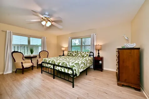 129 Alhambra Place West Palm Beach FL 33405