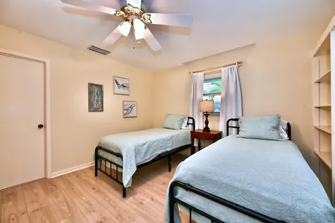 129 Alhambra Place West Palm Beach FL 33405