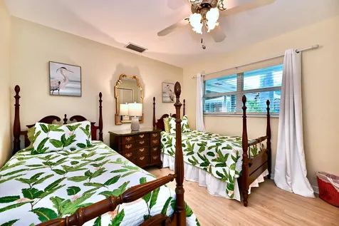 129 Alhambra Place West Palm Beach FL 33405