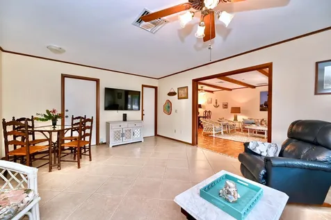 129 Alhambra Place West Palm Beach FL 33405
