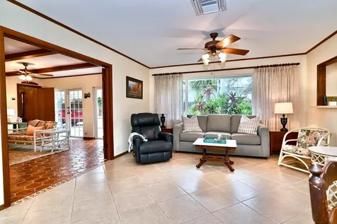129 Alhambra Place West Palm Beach FL 33405