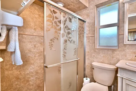 129 Alhambra Place West Palm Beach FL 33405