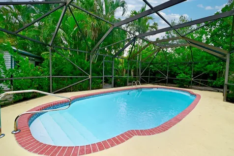 129 Alhambra Place West Palm Beach FL 33405