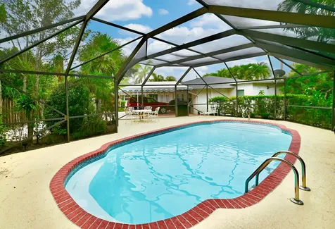 129 Alhambra Place West Palm Beach FL 33405