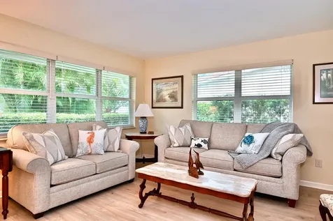 129 Alhambra Place West Palm Beach FL 33405