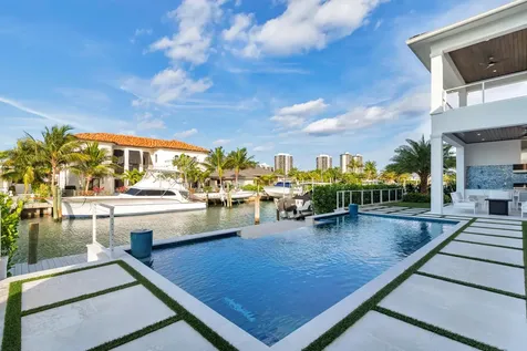 1180 Bimini Lane Riviera Beach FL 33404