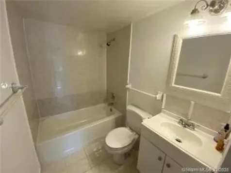 4166 Inverrary Drive Lauderhill FL 33319