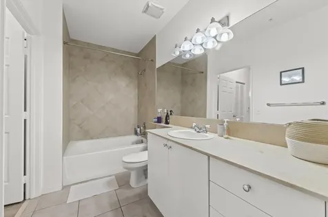 804 E Windward Way Lantana FL 33462