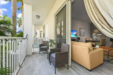 804 E Windward Way Lantana FL 33462