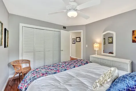 2929 Se Ocean Boulevard Stuart FL 34996