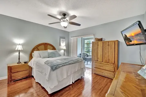 2929 Se Ocean Boulevard Stuart FL 34996