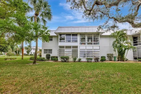 2929 Se Ocean Boulevard Stuart FL 34996