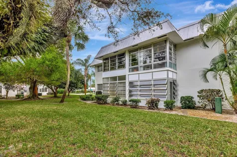 2929 Se Ocean Boulevard Stuart FL 34996
