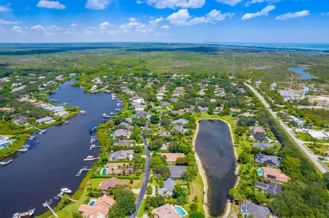 18360 Se Lakeside Drive Tequesta FL 33469