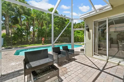 311 Berenger Walk Royal Palm Beach FL 33414