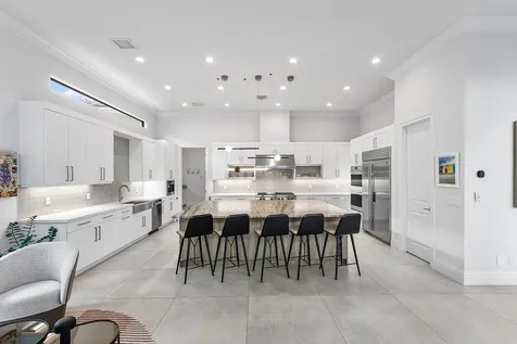 2707 Nw 75th Street Boca Raton FL 33496