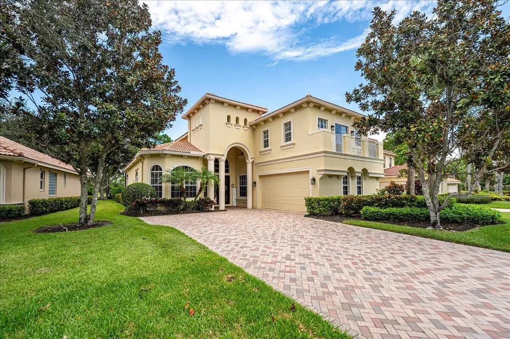 8809 Champions Way Saint Lucie West FL 34986