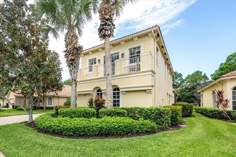 8809 Champions Way Saint Lucie West FL 34986