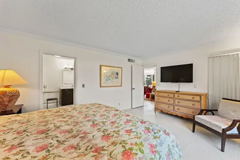 527 Brackenwood Place Palm Beach Gardens FL 33418