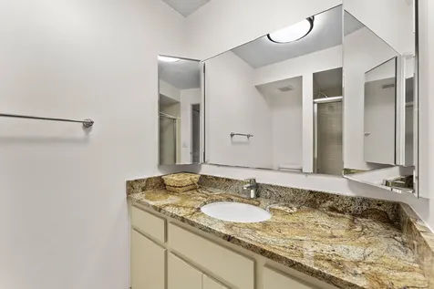 527 Brackenwood Place Palm Beach Gardens FL 33418