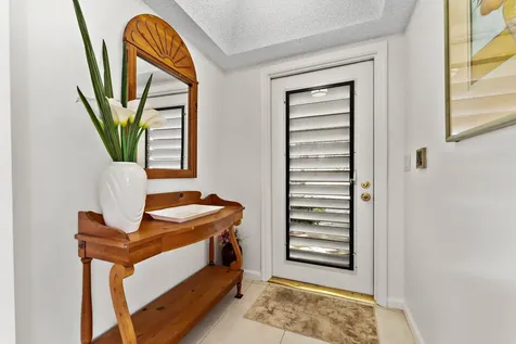 527 Brackenwood Place Palm Beach Gardens FL 33418