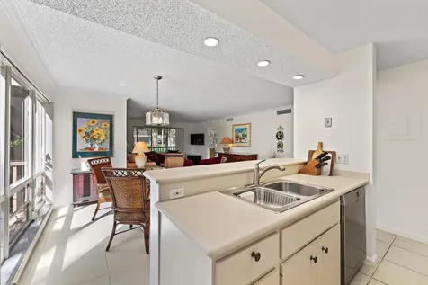 527 Brackenwood Place Palm Beach Gardens FL 33418