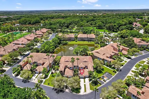 120 Legendary Circle Palm Beach Gardens FL 33418