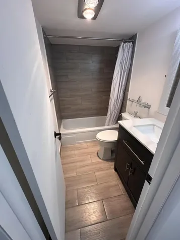 226 Canturbury West Palm Beach FL 33417