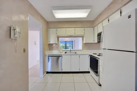 7320 Amberly Lane Delray Beach FL 33446