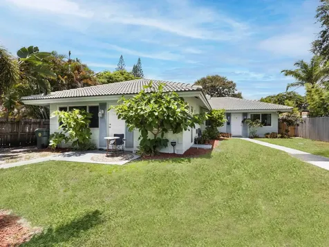 1680 NE 34th Lane Oakland Park FL 33334