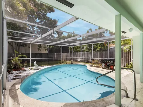 1680 NE 34th Lane Oakland Park FL 33334