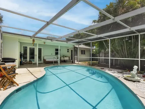 1680 NE 34th Lane Oakland Park FL 33334