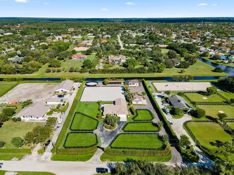 2904 Appaloosa Trail Wellington FL 33414