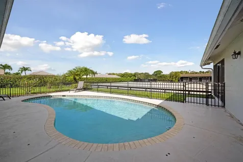 2904 Appaloosa Trail Wellington FL 33414