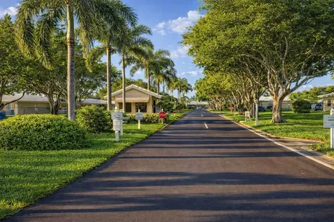 8666 Bella Vista Drive Boca Raton FL 33433