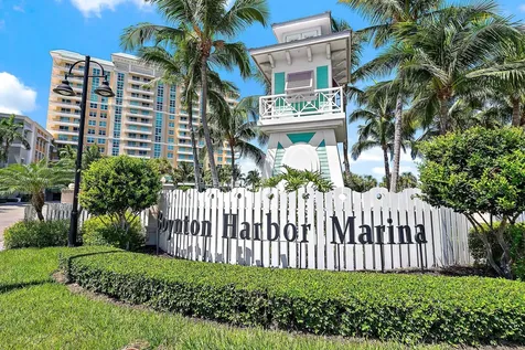 625 Casa Loma Boulevard Boynton Beach FL 33435